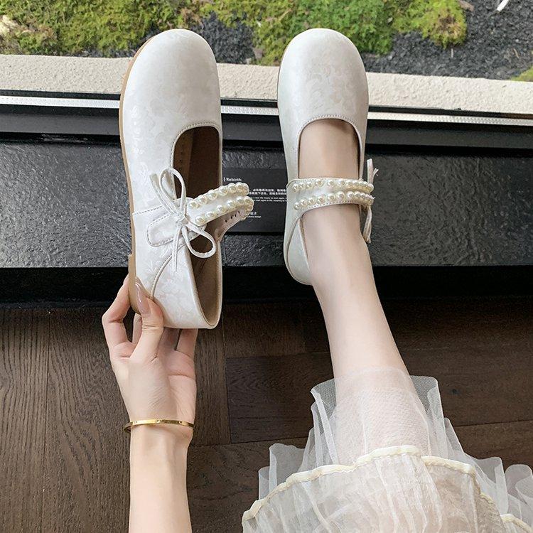 

Французские туфли Мэри Джейн с жемчужным бантом женские 2025 новые туфли-лодочки нежного стиля универсальные балетки 40