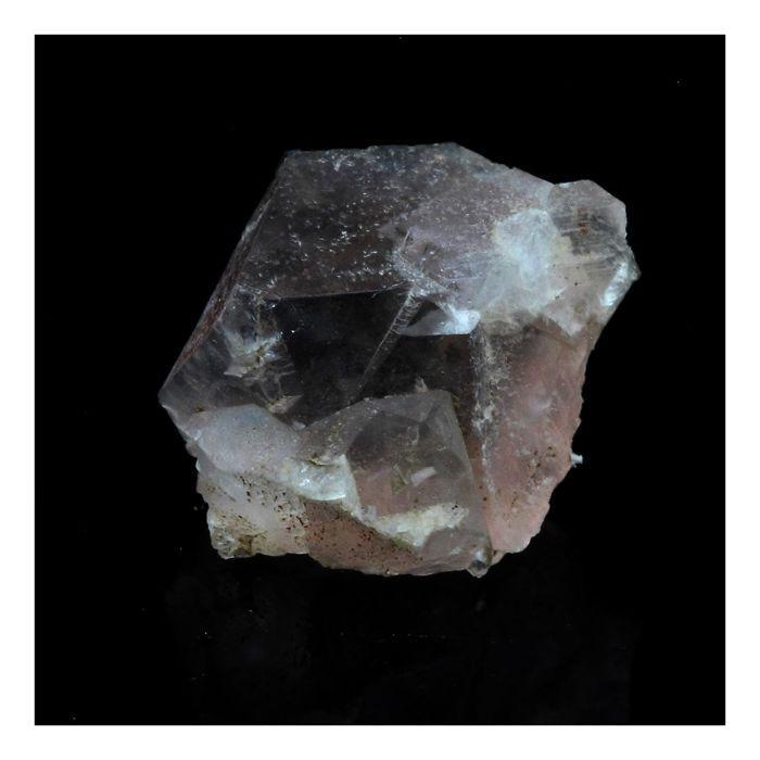 Pierres et Minéraux. Fluorite rose. 4.04 ct. Massif du Mont-Blanc, France..