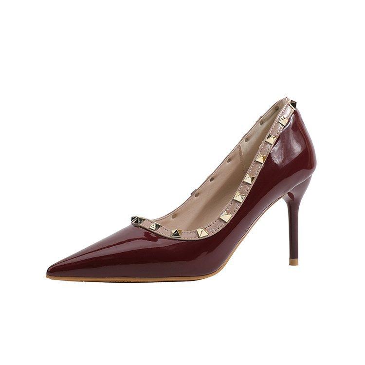 Fashion single shoes women's rivet high heels 2024 new patent leather rivet single shoes side space thin heel nude high heels