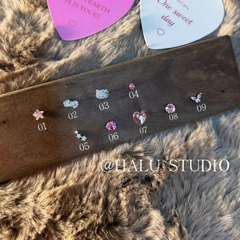 

Руди в дикой природе «Цзяо Ци Молодежный» Милые Hello Kitty Титановая сталь Стразы Серьги-пусеты для козелка уха Полный бриллиант XINGX Инс стиль Серьги-пусеты 01:6mm star powder zirconium one