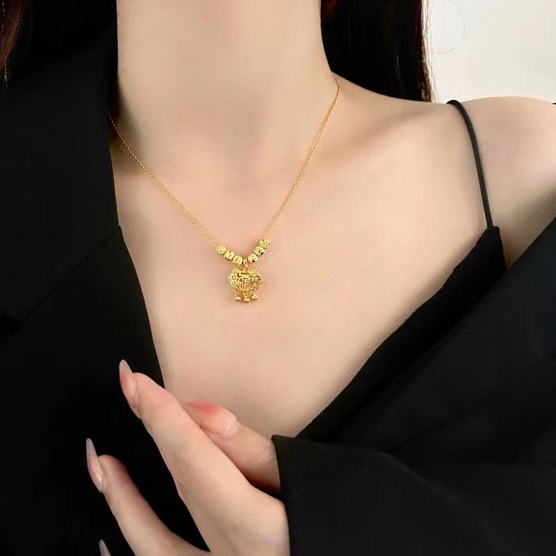 Fu Character Safety Lock Necklace Female Fringed Bell Pendant Niche High-End Design Kuaishou Collarbone Chain Premium