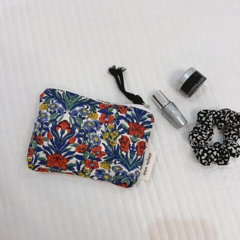 

Cotton Mini Lipstick Purse Small Floral Print Bag Headphone Coin Storage Organizer For Travel Work Daily Essentials