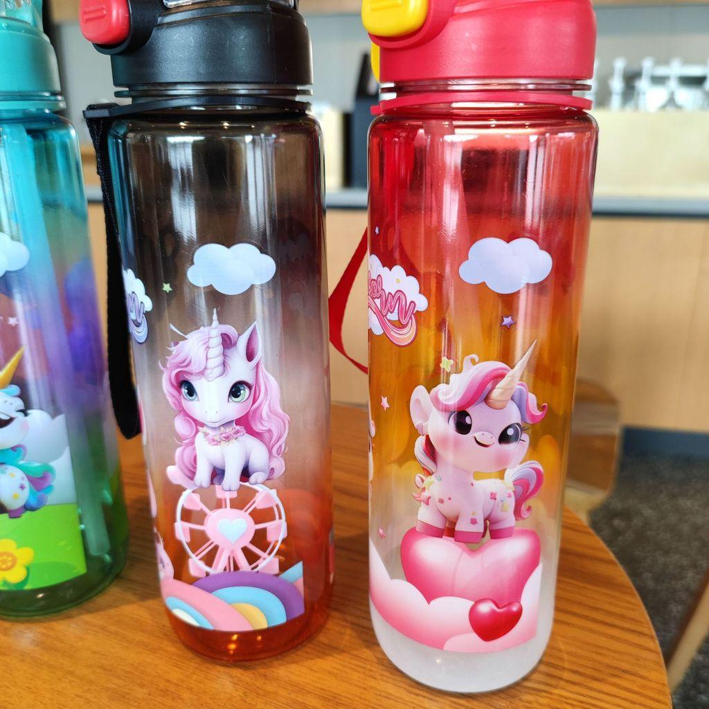 Unicorn Pattern Plastic Water Bottle With Leakproof Cap For Outdoor Sports And Daily Use