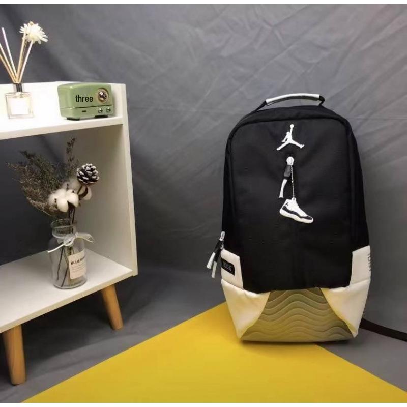 Flying Man Trendiger Rucksack: Schultasche & Reisetasche mit großem Fassungsvermögen für Männer und Frauen