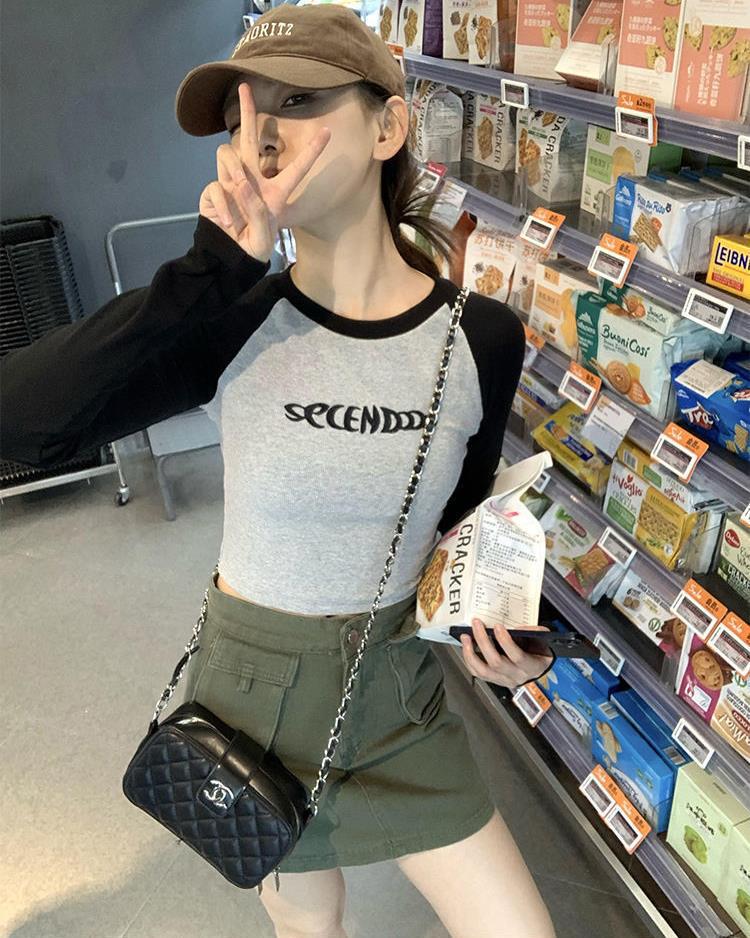 Women’s Contrast Long-Sleeve Slim-Fit Crop Top - Autumn 2022 Hot Girl Style