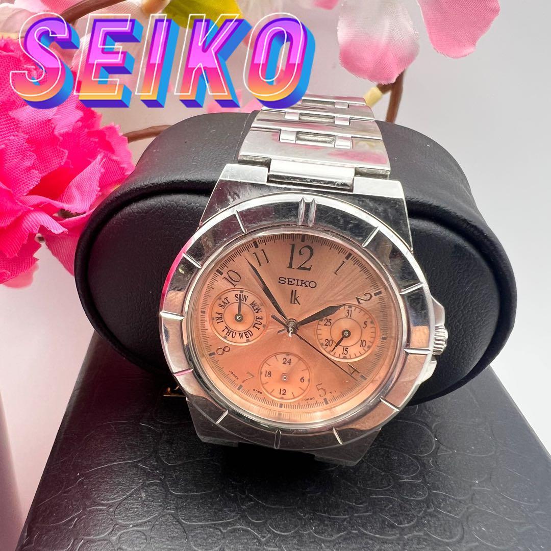 

[Б/У] SEIKO LUKIA Тройной календарь Розовый циферблат [Рабочее состояние] A-26
