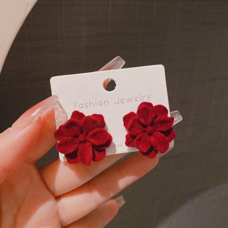 Elegant Red Velvet Flower Stud Earrings - High-End Autumn/Winter Ear Accessories for Women