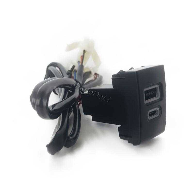12V/24V Car QC3.0 PD Type C Dual Charging Outlet Power Adapter Charger Socket Fit For Beetle Car Accessories