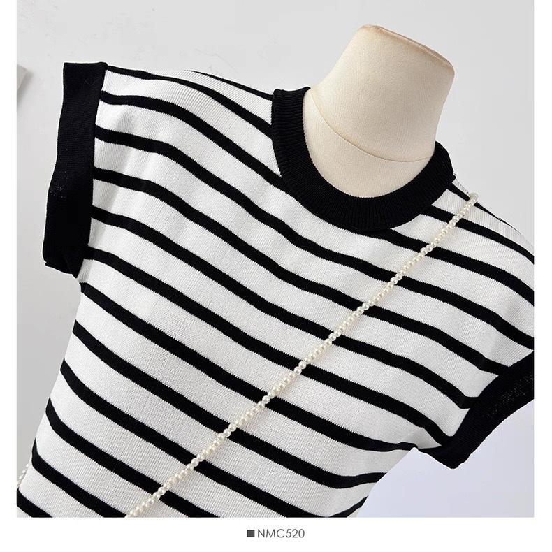 Korean Color Block Striped Round Neck Bodycon Dress - Women's Casual Slim Fit, Spring/Summer 2026
