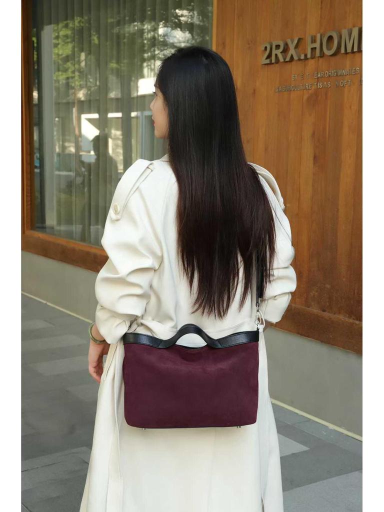 Bolsa Tote de Couro Bovino Fosco Camurçado 2025: Bolsa Transversal Feminina de Grande Capacidade para Outono/Inverno