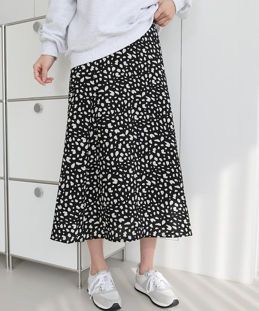 Ppaeppae Back-Banded Leopard Flare Long Skirt