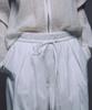 UMARMUNG Lightweight Cotton Oval Silhouette Pants_White