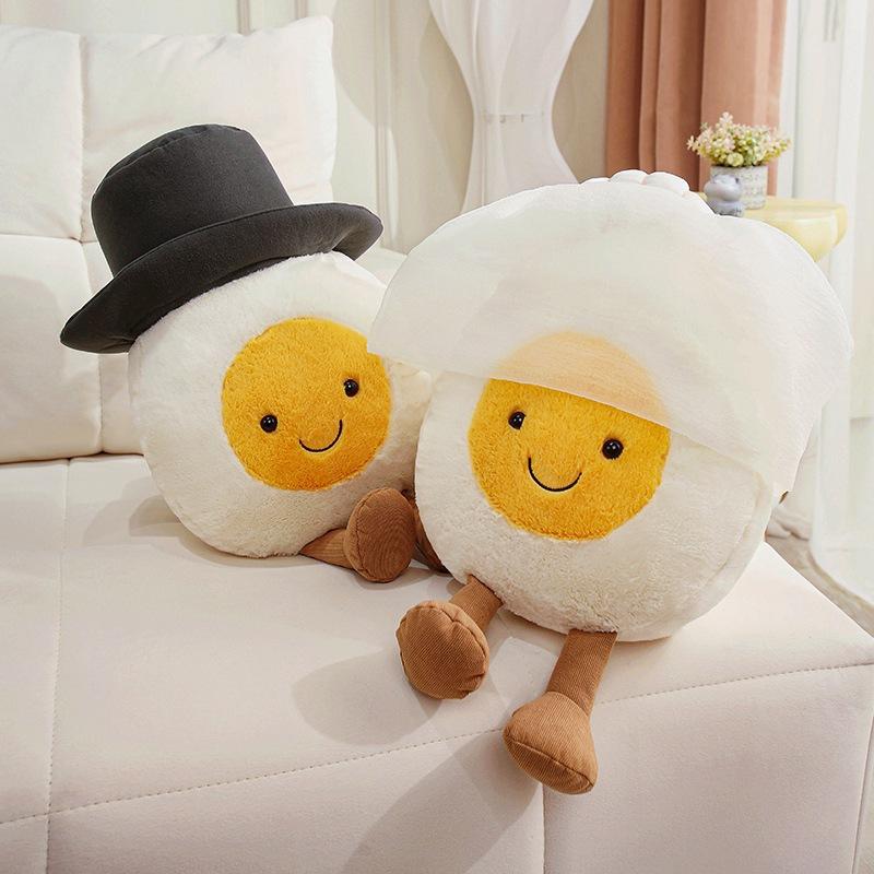 Bride and groom egg press doll wedding dress boiled egg doll certificate photo decoration ornament