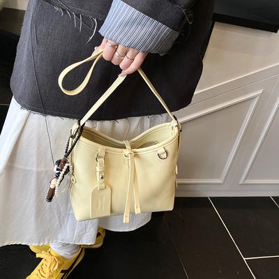 Casual Soft Surface Large-capacity Bag Women's 2025 New Fashion Commuter Shoulder Bag Candy Color Simple Oblique Span Bag