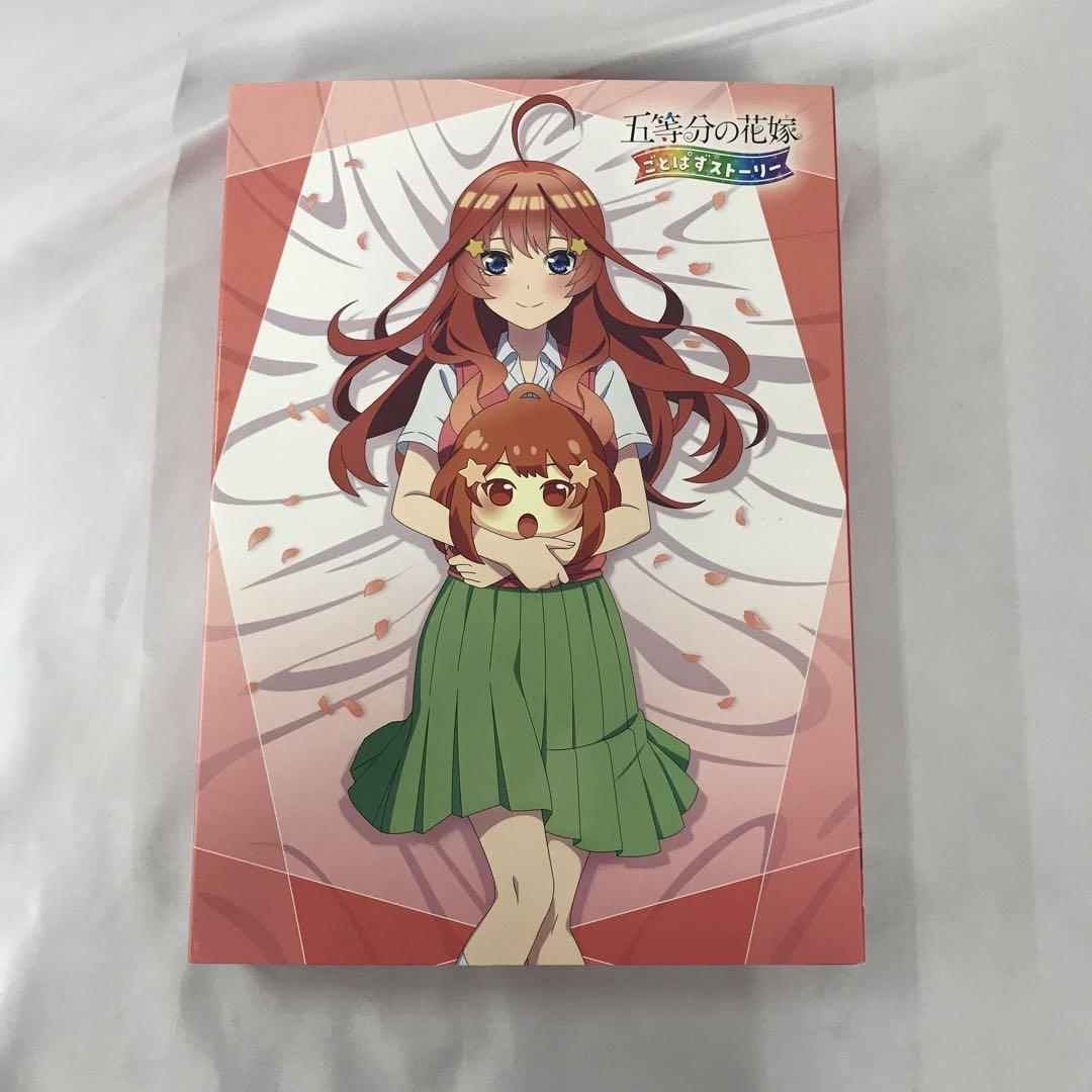 

[ИСПОЛЬЗОВАННЫЙ] The Quintessential Quintuplets Gotopaz Story Роскошная коллекция иллюстраций Накано Мэй Сет