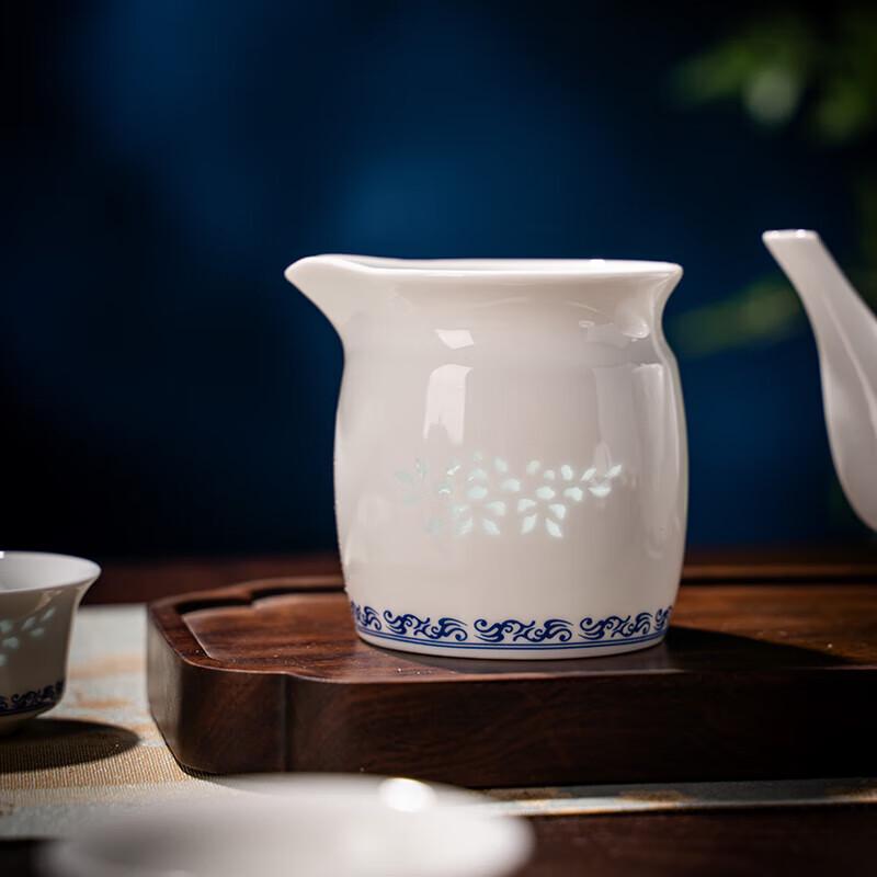 Jingdezhen Blue & White Linglong Ceramic Tea Set - Danfeng Chaoyang 10-Piece