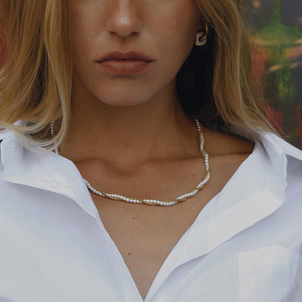 Youthway Elegant Twisted Imitation Pearl Necklace For Women  Gold Plated Stainless Steel Snake Chain Necklace Fashion Jewelry