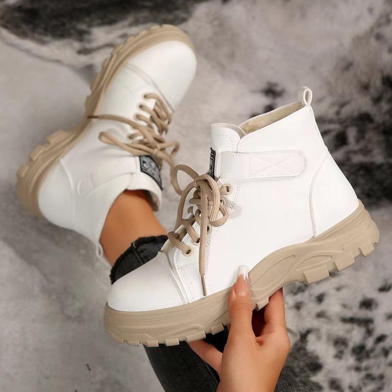 Women's Autumn-Winter Lace-Up Side-Zip Thick-Soled Short Martin Boots, British Fashionable Style, Available In Large Sizes.