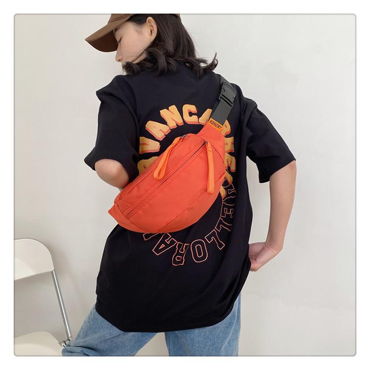 Crossbody-väska Enkel och mångsidig bröstväska ins Modemärke Liten kroppsväska Casual Japansk lätt sport löparväska