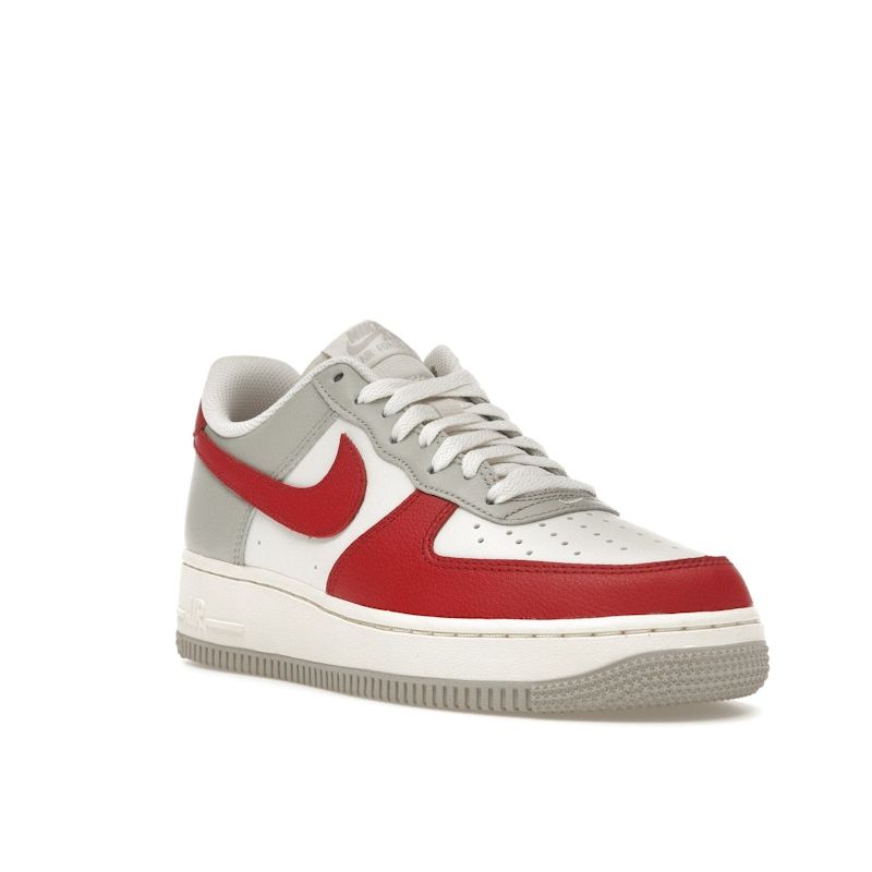 Nike Buty Męskie Air Force 1 07 LV8 Gym Red Toe Sneakers Light-Iron-Ore Pale-Ivory Phantom HJ9094-012