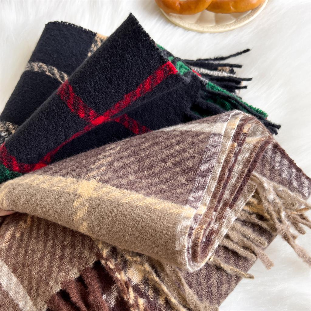 Luxury Winter Plaid Scarf for Women Men British Style Cashmere Scarves With Tassel  Female Winter Warm Neck Scarf Acrylic Shawl
