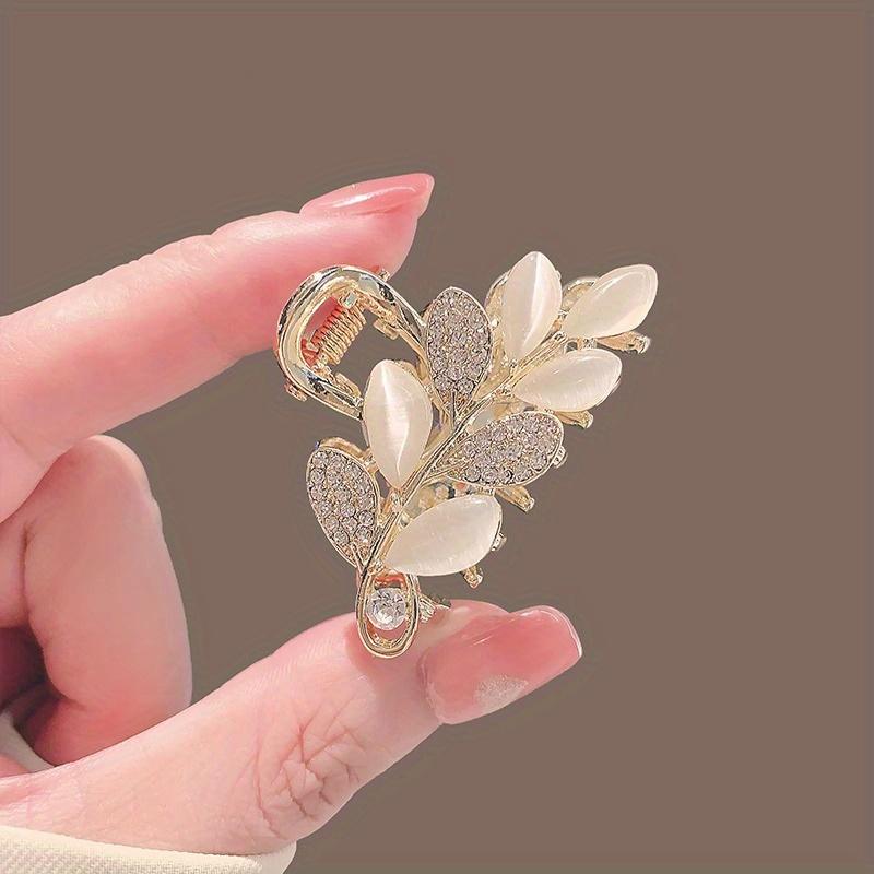 Exquisite Cat's Eye Stone Leaf-Shaped Small Hair Claw Clip for Back-of-Head Updo, Elegant Half-Up Hairstyle Hairpin, High-End Hair Accessory