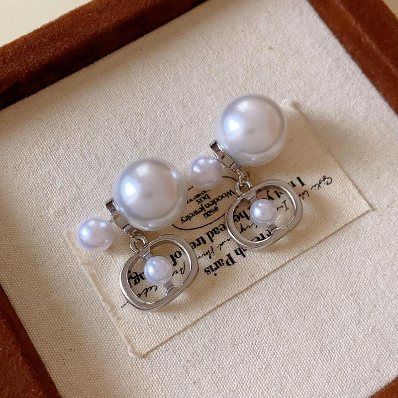 French Vintage Zircon Pearl Earrings - Elegant Retro Studs