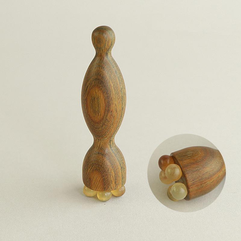 Sandalwood Gua Sha Facial Massage Tool – Lotus Seedpod-Shaped Sticks for Skin Care and Facial Physiotherapy