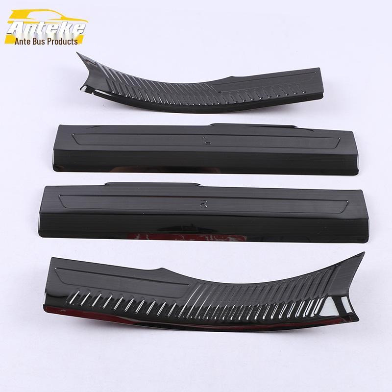Lynk&Co 2020 05 Sill and Trunk Scuff Plate Decoration Strip