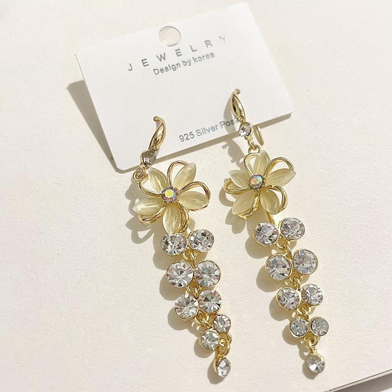 Korean Fashion Tassel Rhinestone Opal Flower Drop Earrings For Women Geometric Round Zircon Earrings Wedding Party Jewelry