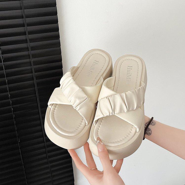 

Носить тапочки на улице, сказочный стиль, новый темперамент Сяосянфэн летом 2025 года, универсальные сандалии, пляжная обувь на толстой подошве 40 бежевый