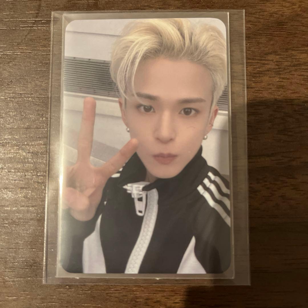 [USED] Treasure Trading Card Asahi