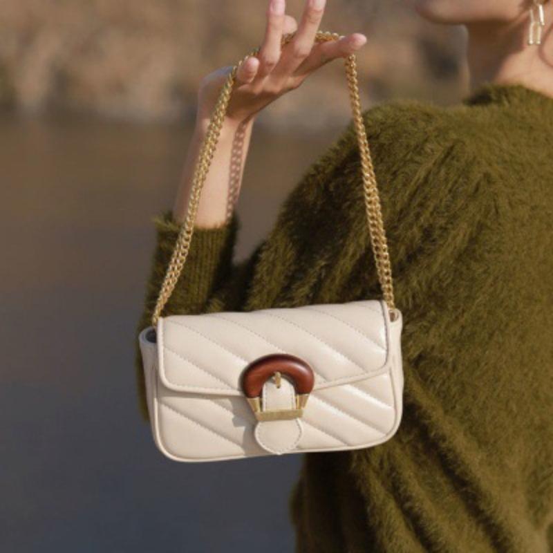 

New trendy light luxury summer women s bags versatile small fragrant wind embroidered thread chain design sense crossbody mini small bag