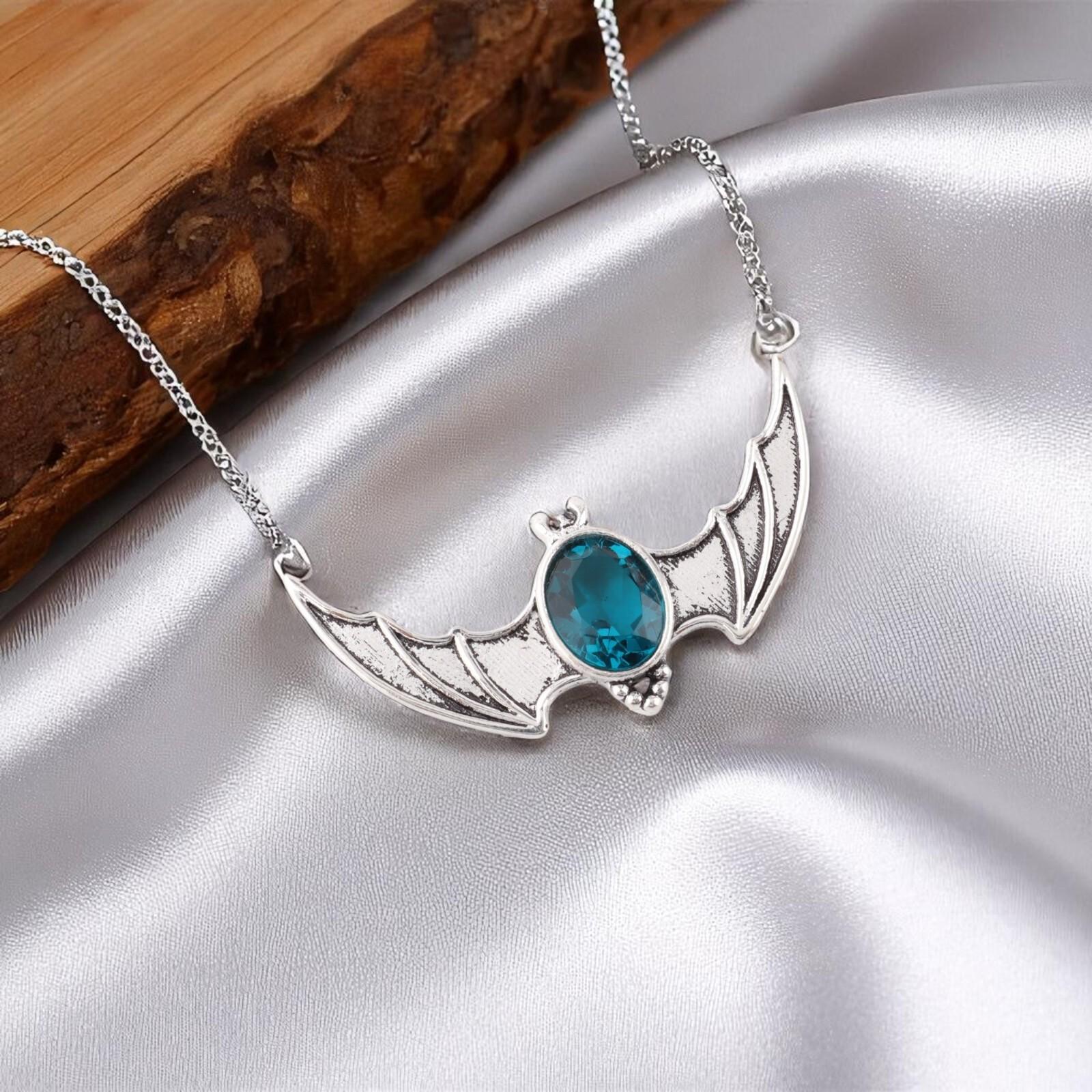 

Rare Apatite Gemstone 925 Sterling Silver Jewelry Chain Pendant 1 Gift For Her CP-33-6