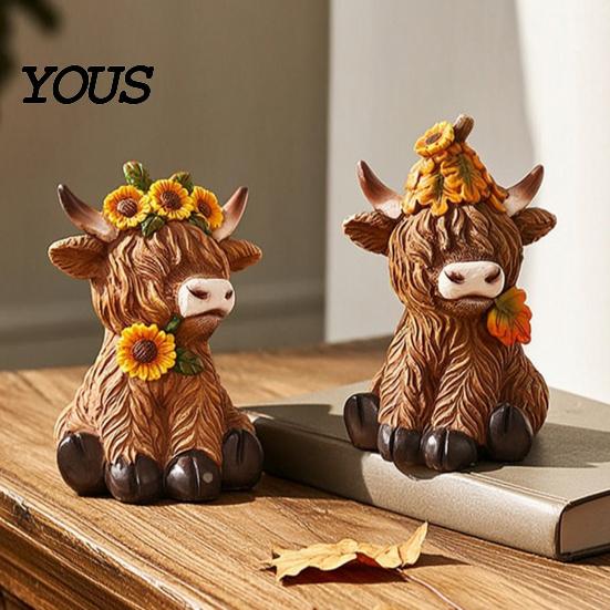 Lifelike Animal Shape Ornaments Highland Cow Garden Statue, Cute Resin Figurine Outdoor Indoor Hand Painted Collectibles Table Desk Decor, Gift
