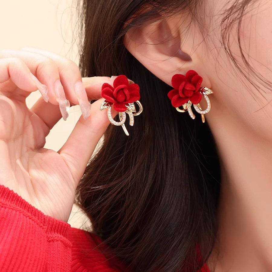 Red Velvet Floral Stud Earrings with 925 Silver for Women - Elegant French Design for Autumn/Winter