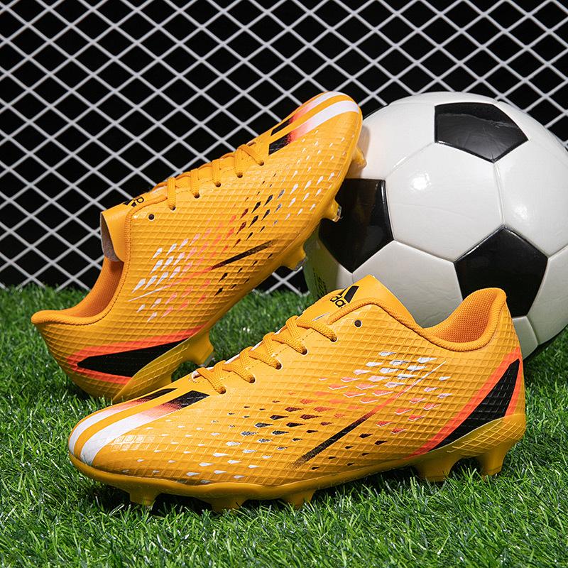 

Супер нові футбольні бутси чоловічі та жіночі з низьким верхом, шипи AG, студентський кампус, вуличний футбол, професійні тренувальні бутси 45 світло-жовтого кольору