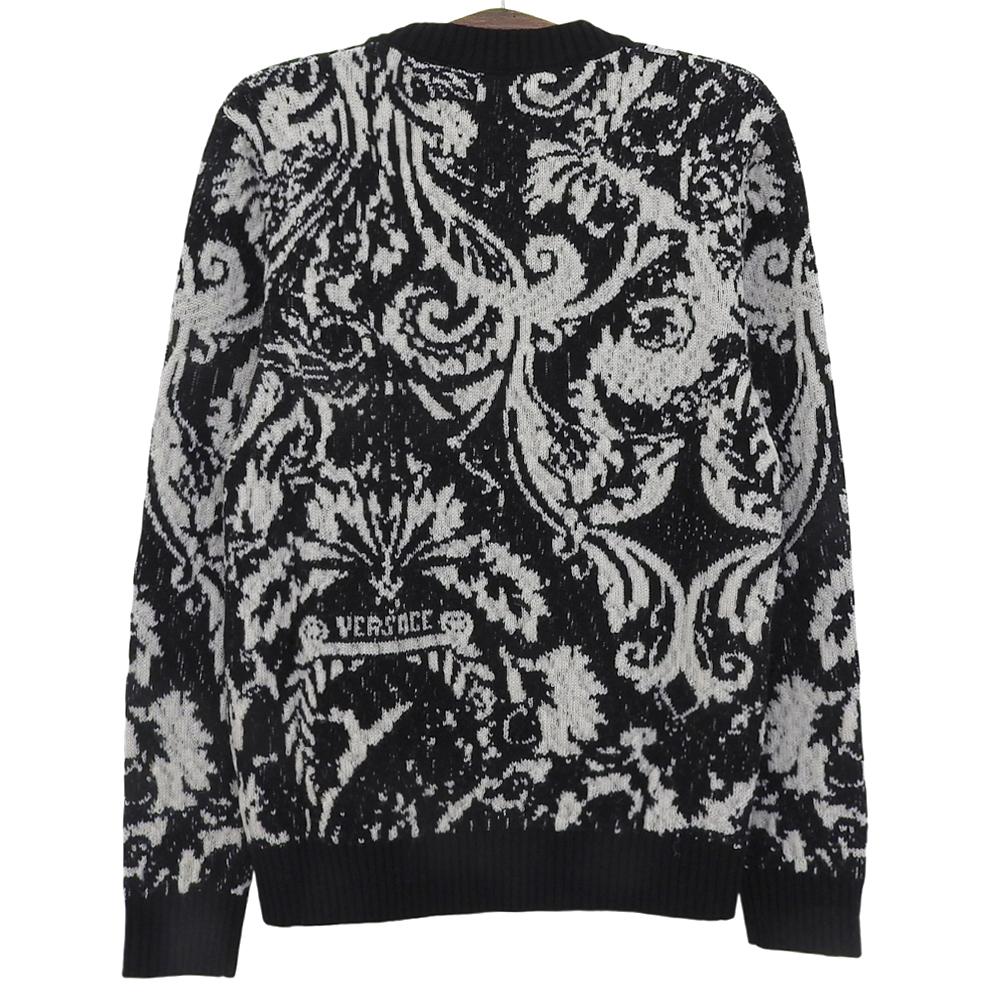 Versace Men's Jacquard Knit Wool Sweater, Black and White, Size 46, A84889 tops 46 Black WhiteUsed