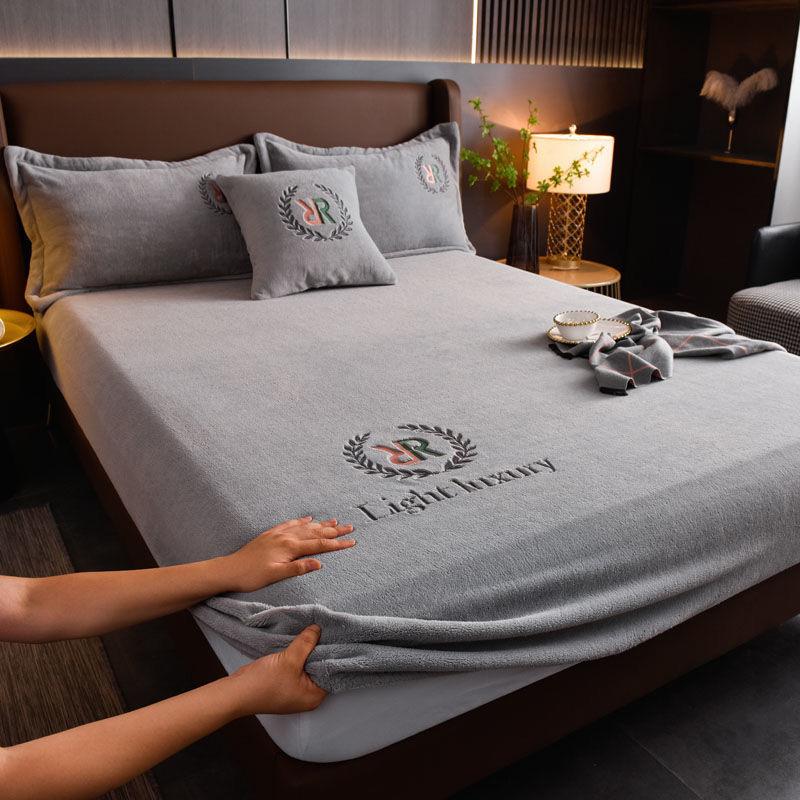 Thicken Velvet Mattress Cover Bed Sheets Pad Protector Solid Color Bed Fitted Cover Latex Mat Cover