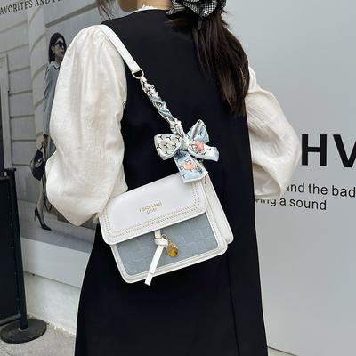 Popular Fresh and Sweet Silk Scarf Small Square Bag 2025 Summer New Trendy Fashion Women's Bag Foreign Style Shoulder Messenger Bag