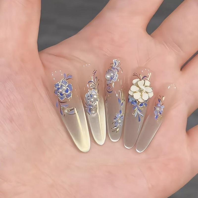 Blue & White Porcelain Style Wearable Manicure: Gold Inlay, Exquisite Cat Eye Design, Long-Lasting, High-Grade, Removable