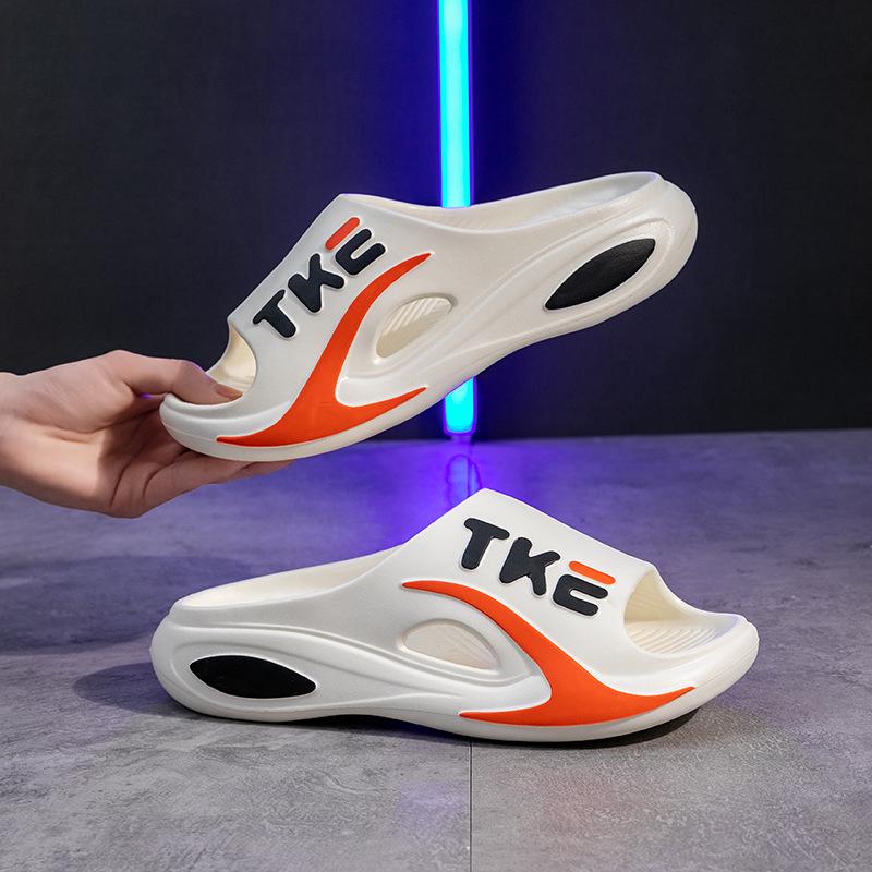 

Прочные нескользящие мужские летние тапочки для ванной с толстой подошвой Size 40-41