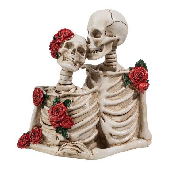 Dark Romantic Ornaments, Gothic Couple Resin Skull Model, Unique Halloween Decoration & Prop for Spooky Home Decor, Gothic Lovers, Haunted House