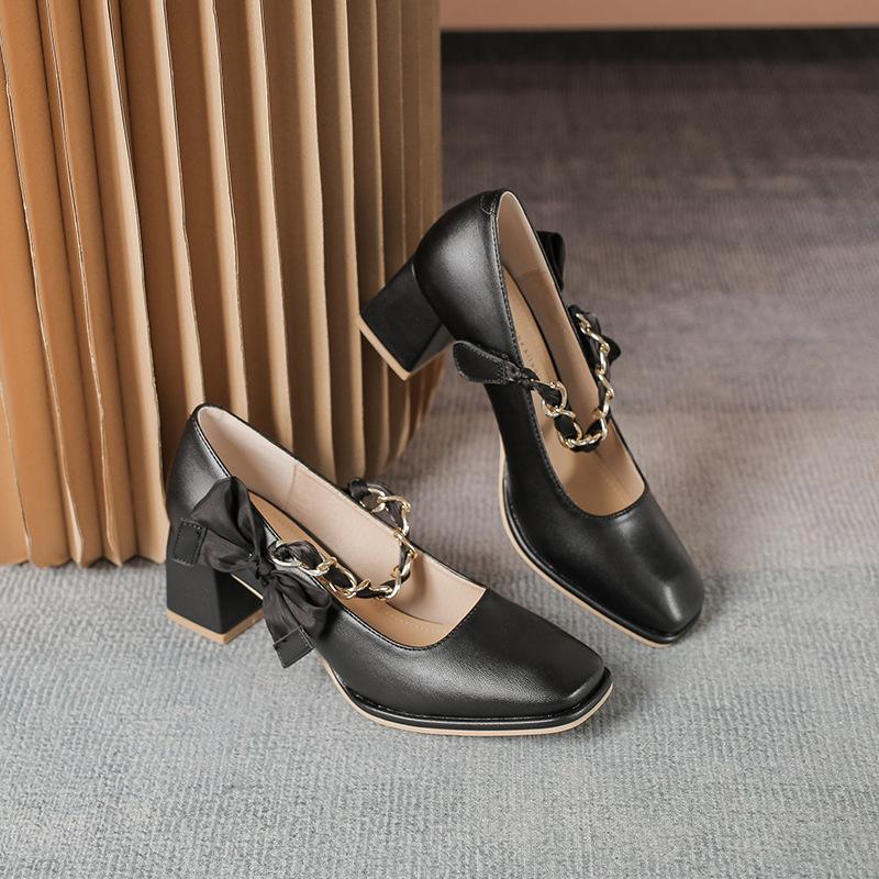 1 Stück eckiger Kopf Ein-Wort-Schnalle Retro Mary Jane Schuhe hohe Absätze Damen Frühling dicke Absätze einzelne Schuhe