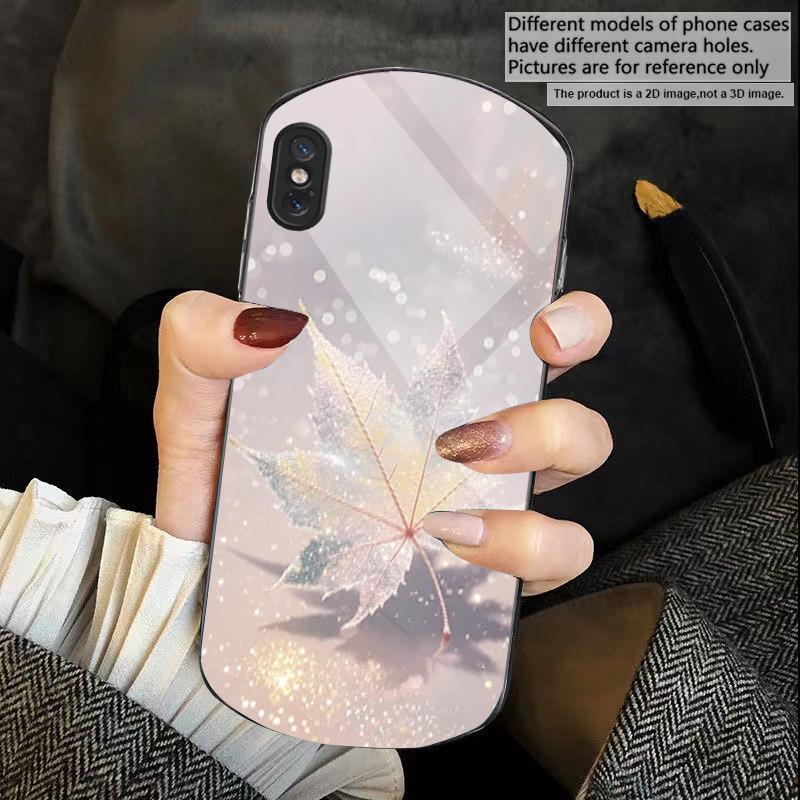 Green Maple Leaf Texture For iPhone 17 16 15 14 Pro 13 Plus 12 mini 11 Pro Max XR X S 7 8 Elliptical Tempered Glass Phone Case
