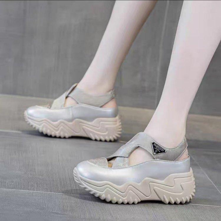 Inner Heightening Bag Head Sandals Women's Shoes 2025 New Summer Hollow Little White Shoes Platform Casual Sports Shoes Dad Shoes