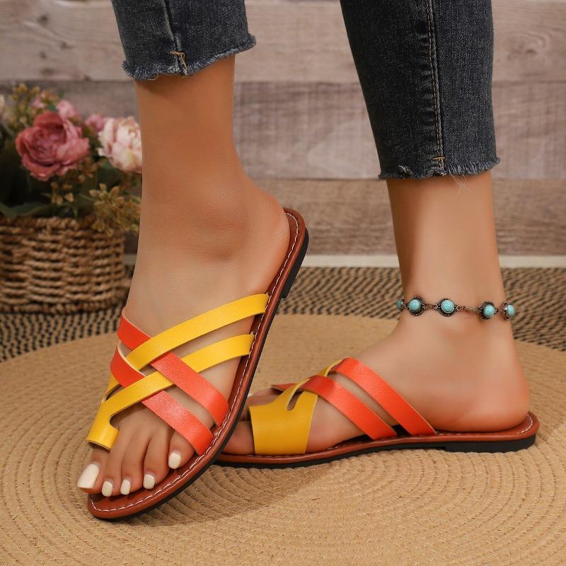 Flat-bottomed Slip-on Women's New Style Simple and Versatile Beach Shoes Devotion