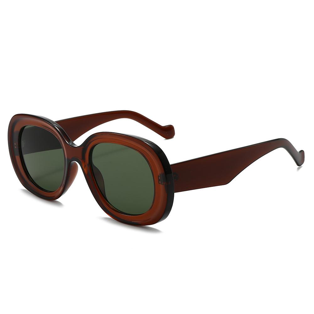 Vintage Oval Sunglasses for Women & Men Trendy Orange Shades Fashionable Look Summer Street Style