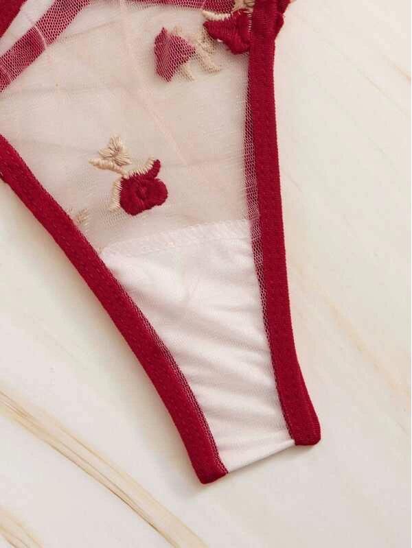 Ensemble de Lingerie Séduisant en Tulle Trois Pièces - Nuisette Bikini Sexy Européenne & Américaine