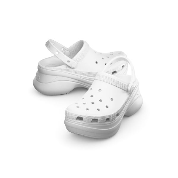 Crocs Zueco Clásico Bae Blanco (De las mujeres) Zapatillas de Mujer 206302-100